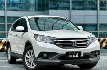 Sell White 2015 Honda Cr-V in Makati