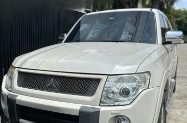 Selling White Mitsubishi Pajero 2011 in Parañaque