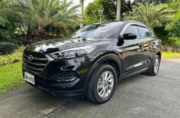 Sell White 2016 Hyundai Tucson in Las Piñas