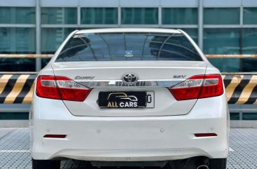 White Toyota Camry 2014 for sale in Automatic