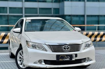 White Toyota Camry 2014 for sale in Automatic