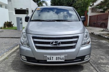 Sell White 2018 Hyundai Starex in Parañaque