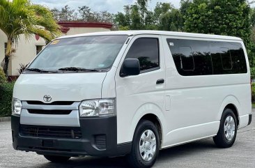 White Toyota Hiace 2019 for sale in Manila