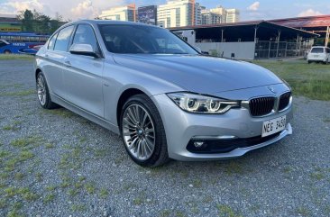 Selling White Bmw 318D 2019 in Pasig