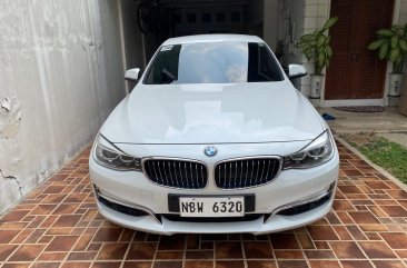 Selling White Bmw 320D 2015 in Quezon City