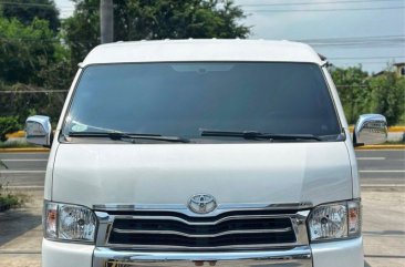 Sell Pearl White 2016 Toyota Hiace Super Grandia in Manila