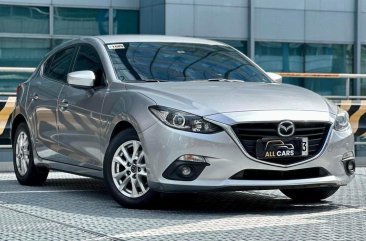 Selling White Mazda 3 2016 in Makati