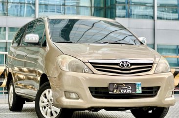 2010 Toyota Innova  2.0 G Gas AT in Makati, Metro Manila
