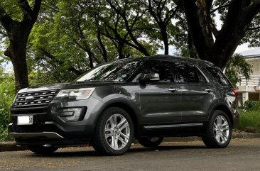 White Ford Explorer 2016 for sale in Parañaque