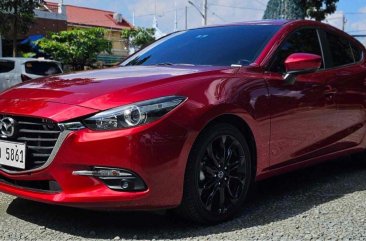 White Mazda 3 2019 for sale in Valenzuela