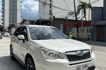 Selling White Subaru Forester 2014 in Manila