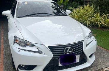 White Lexus S-Class 2015 for sale in Automatic