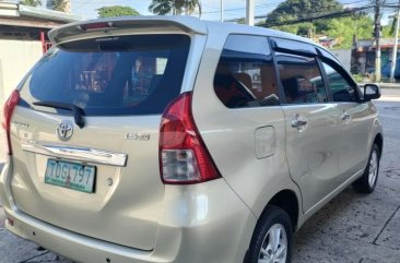 White Toyota Avanza 1999 for sale in Quezon City