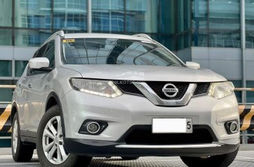 2015 Nissan X-Trail 2.5 AWD CVT in Makati, Metro Manila