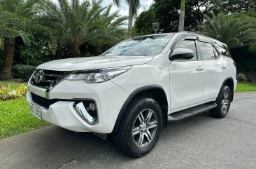 White Toyota Fortuner 2019 for sale in Automatic