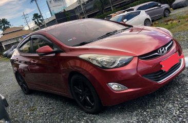 Sell White 2011 Hyundai Elantra in Quezon City