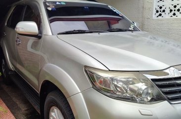 Selling Green Toyota Fortuner 2012 in Naga