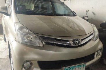 White Toyota Avanza 1999 for sale in Quezon City