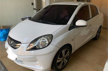 White Honda Brio amaze 2015 for sale in Quezon City