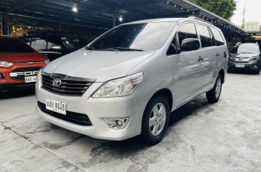 Silver Toyota Innova 2014 for sale in Manual