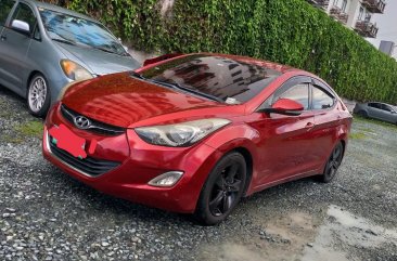 Sell White 2011 Hyundai Elantra in Quezon City