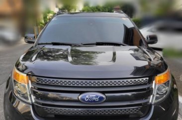 White Ford Explorer 2013 for sale in Automatic
