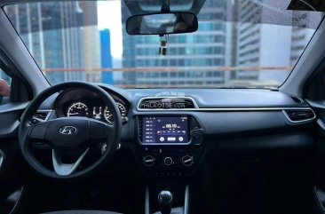 2019 Hyundai Reina 1.4 GL MT in Makati, Metro Manila