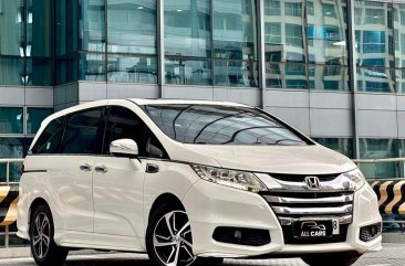 White Honda Odyssey 2015 for sale in Makati