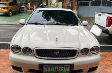 White Jaguar X-Type 2009 for sale in Automatic