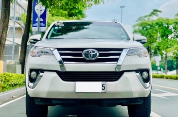 Selling White Toyota Fortuner 2016 in Makati