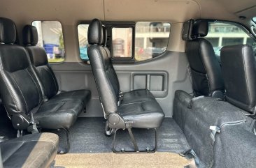 Selling White Nissan Urvan 2018 in Makati