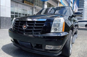 White Cadillac Escalade 2010 for sale in Manila