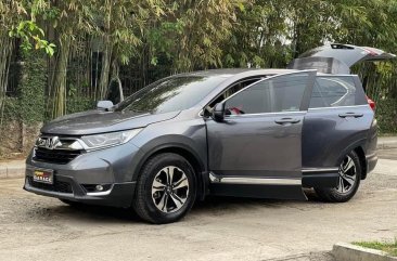 Selling White Honda Cr-V 2018 in Manila
