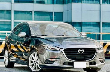 White Mazda 3 2018 for sale in Automatic