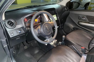 Selling White Toyota Wigo 2023 in Makati