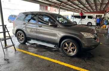 White Honda Cr-V 2011 for sale in Subic