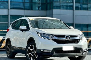 Sell White 2018 Honda Cr-V in Makati