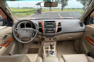 White Toyota Fortuner 2010 for sale in Automatic