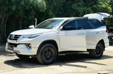 2016 Toyota Fortuner  2.4 V Diesel 4x2 AT in Manila, Metro Manila
