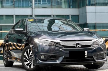 Sell White 2017 Honda Civic in Makati