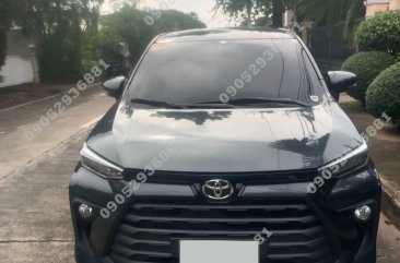 Selling Green Toyota Avanza 2022 in Caloocan