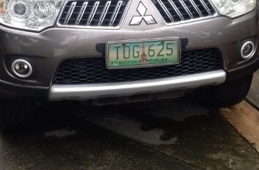 Sell White 2012 Mitsubishi Montero in Marikina