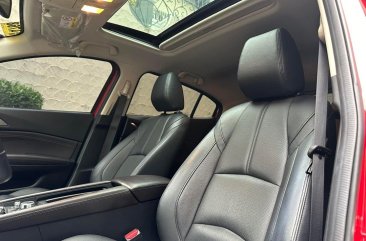 Selling White Mazda 3 2017 in Manila