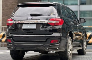 2015 Ford Everest in Makati, Metro Manila