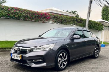 White Honda Accord 2017 for sale in Automatic