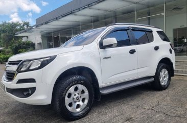 White Chevrolet Trailblazer 2017 for sale in Pasig