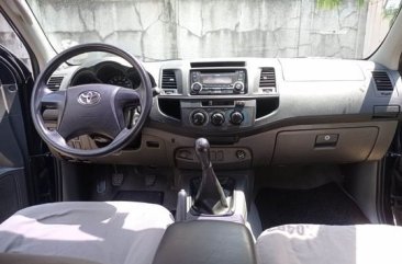 White Toyota Hilux 2012 for sale in Manual