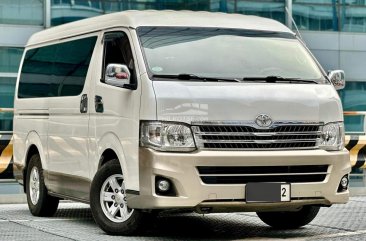 2011 Toyota Hiace Super Grandia Leather 2.8 AT in Makati, Metro Manila