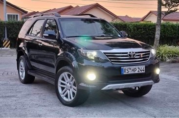 Sell White 2012 Toyota Fortuner in Manila