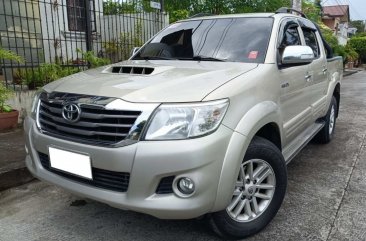 Sell White 2015 Toyota Hilux in San Fernando